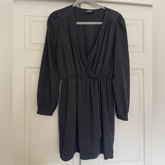 Lulus Dresses & Skirts - Like New Black Lulu’s Dress